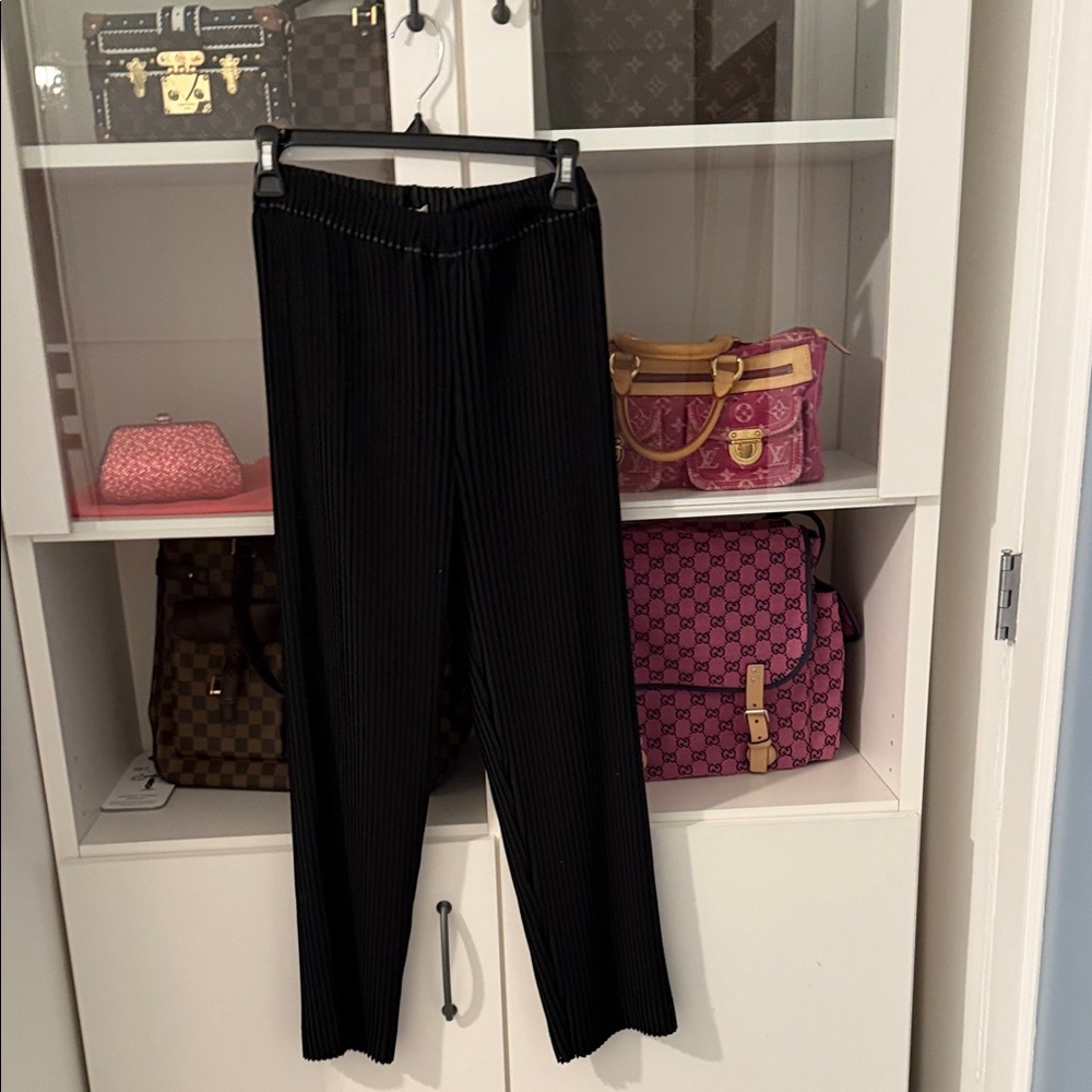 Issey Miyake Black Pants.  LIKE NEW